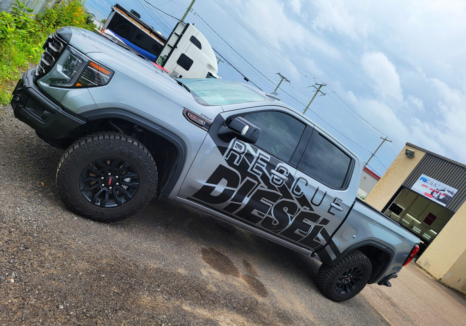 Graphisme - Création d'un visuel pour le lettrage d'un véhicule